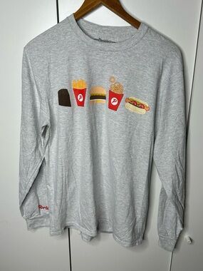 Portillo’s Men’s Medium Gray Long Sleeve Shirt Hot Dog Fries Burger Chicago